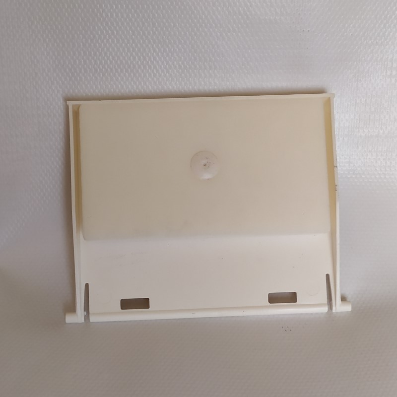 Dvířka do skimmeru